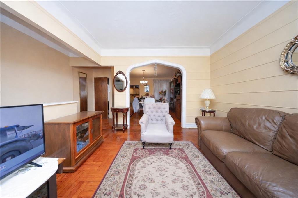 251 Avenue P Bensonhurst Brooklyn NY 11204