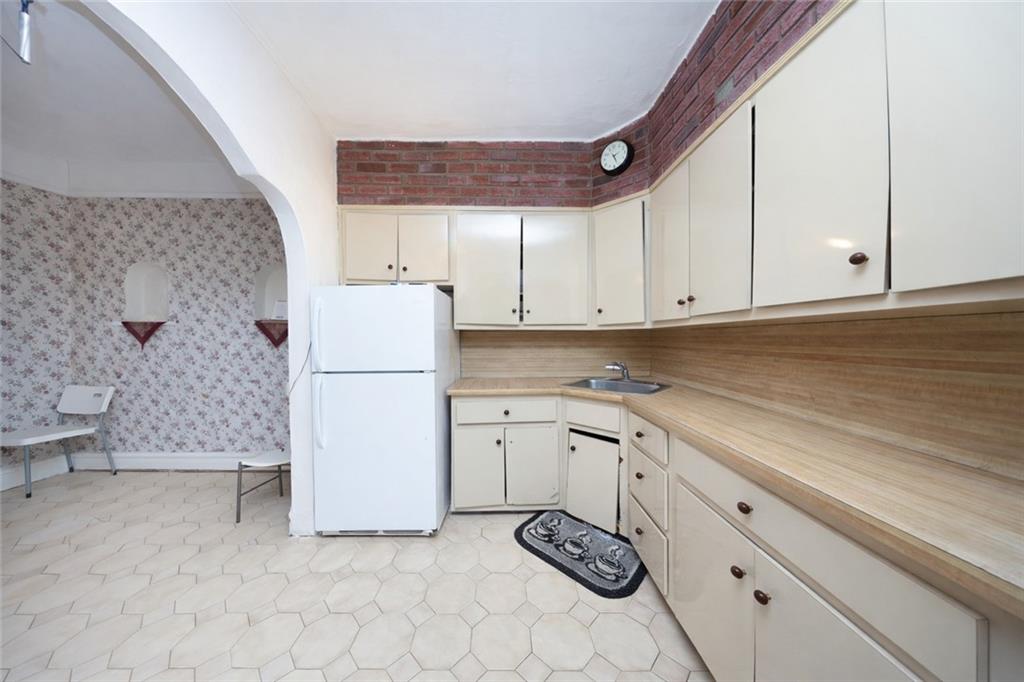 251 Avenue P Bensonhurst Brooklyn NY 11204