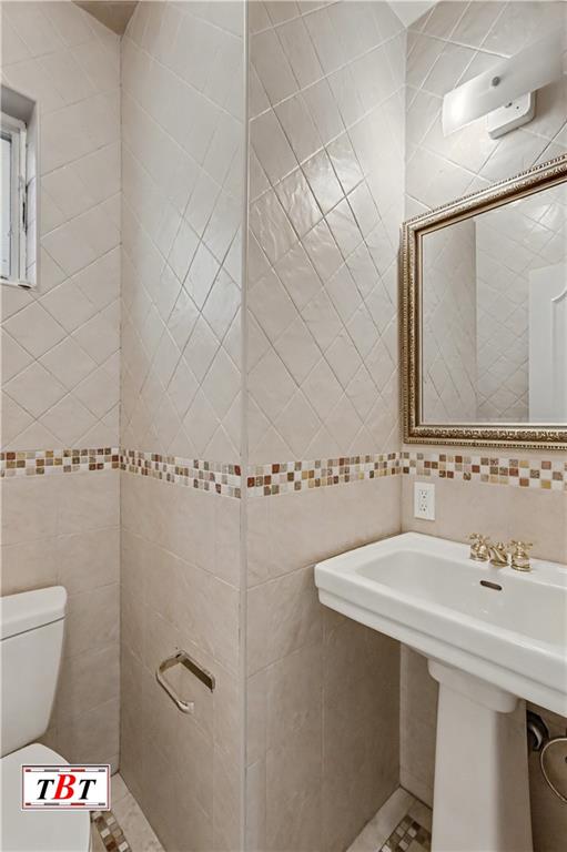 1239 East 31st Street Midwood Brooklyn NY 11210