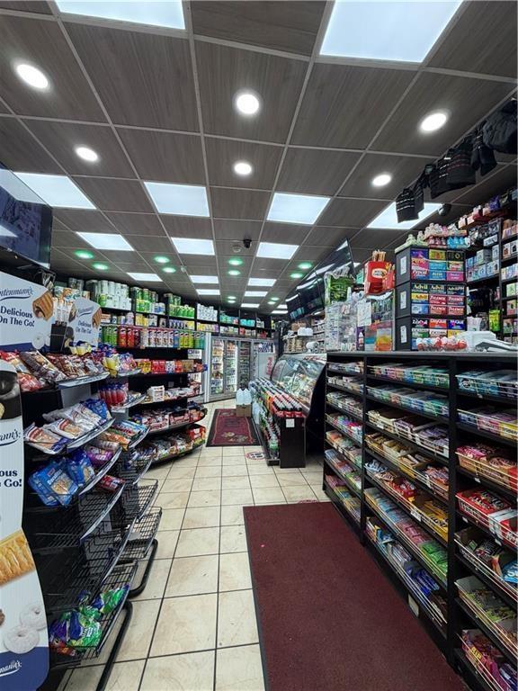 8501 18th Ave, #1 Bensonhurst Brooklyn NY 11214