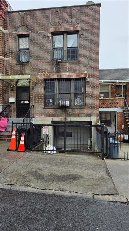 560 46th Street Borough Park Brooklyn NY 11220