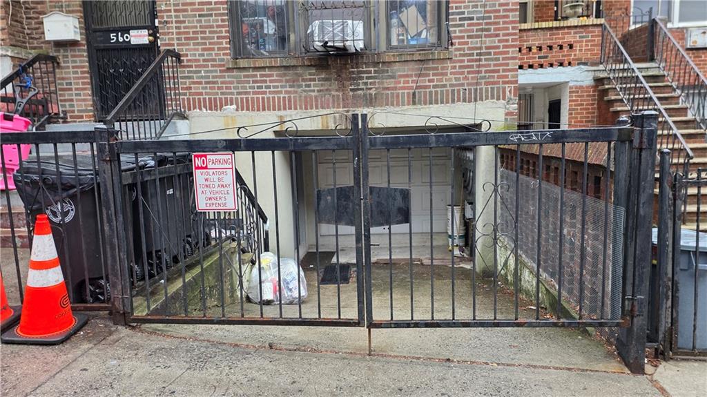 560 46th Street Borough Park Brooklyn NY 11220