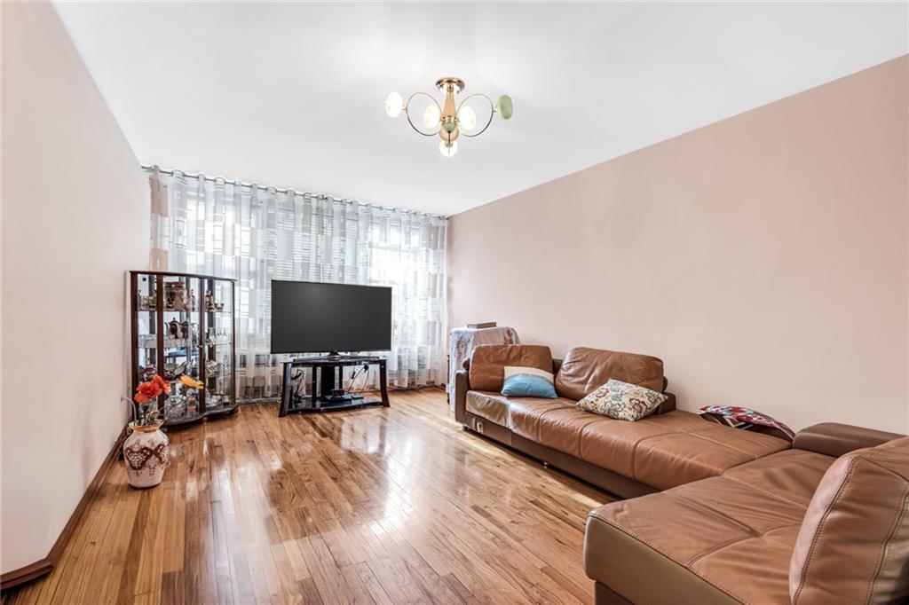 2600 East 21st Street Sheepshead Bay Brooklyn NY 11235