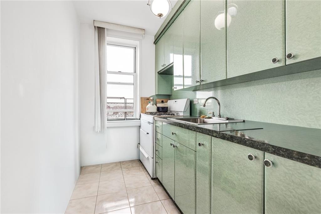 2600 East 21st Street Sheepshead Bay Brooklyn NY 11235