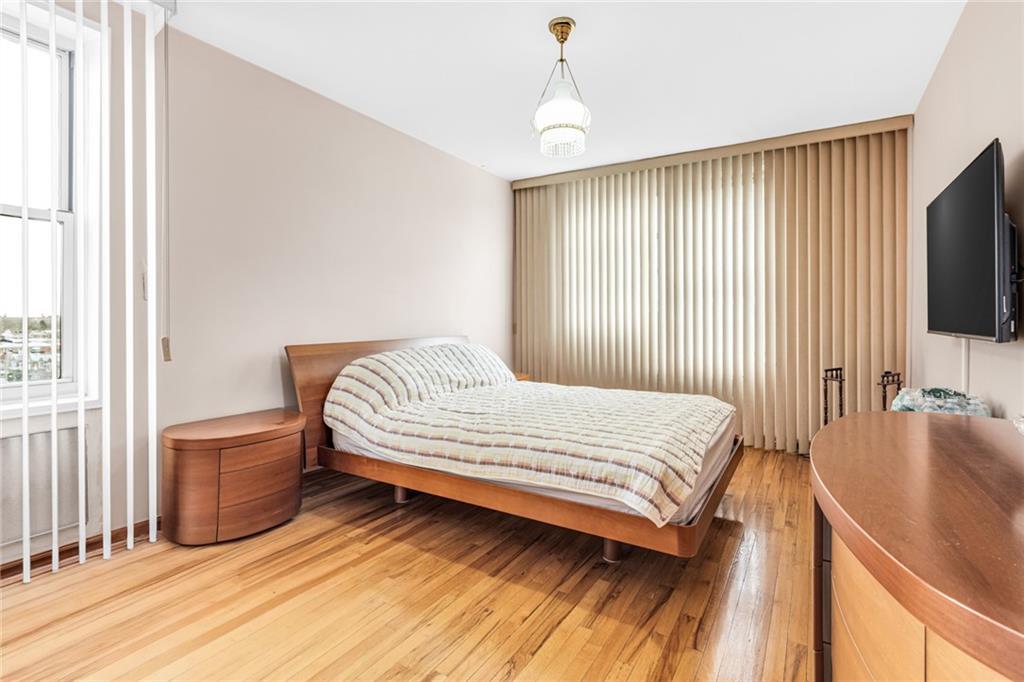 2600 East 21st Street Sheepshead Bay Brooklyn NY 11235