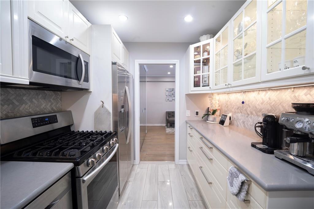 1625 Emmons Avenue Sheepshead Bay Brooklyn NY 11235