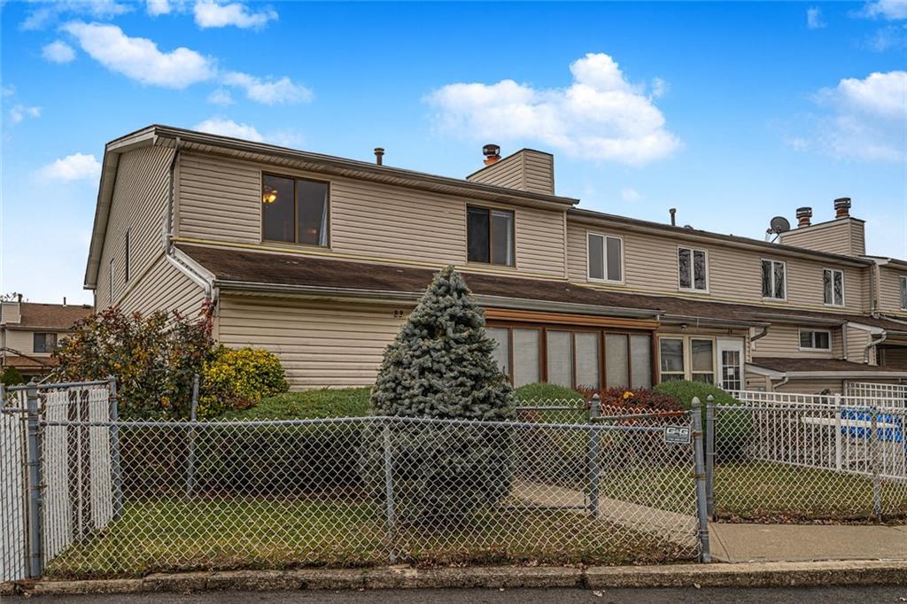 22 Regis Drive Graniteville Staten Island NY 10314