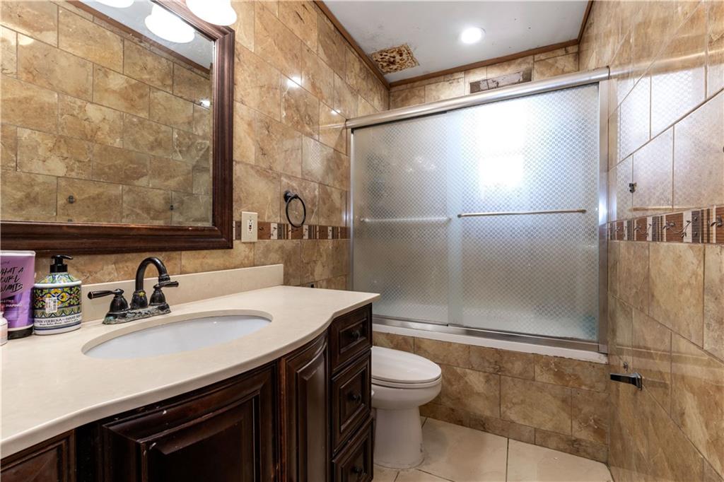 9424 Fort Hamilton Parkway Bay Ridge Brooklyn NY 11209