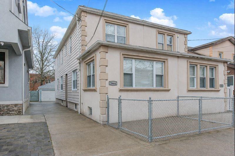 2644 East 27th Street Sheepshead Bay Brooklyn NY 11235