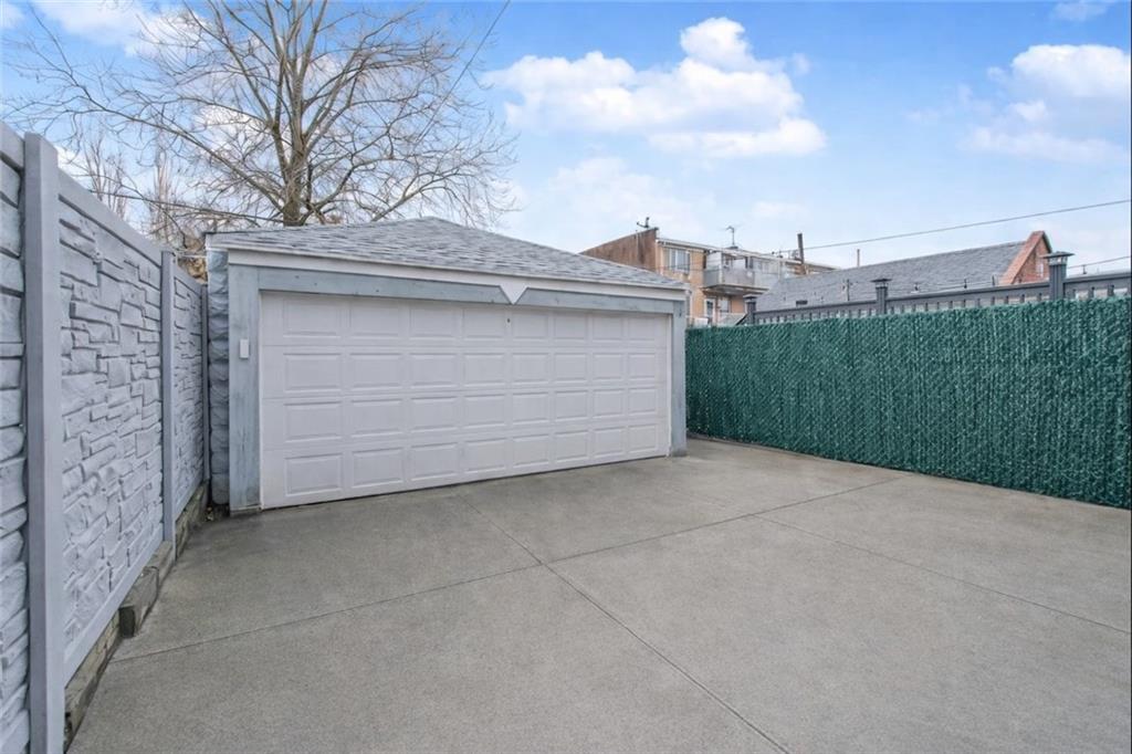 2644 East 27th Street Sheepshead Bay Brooklyn NY 11235