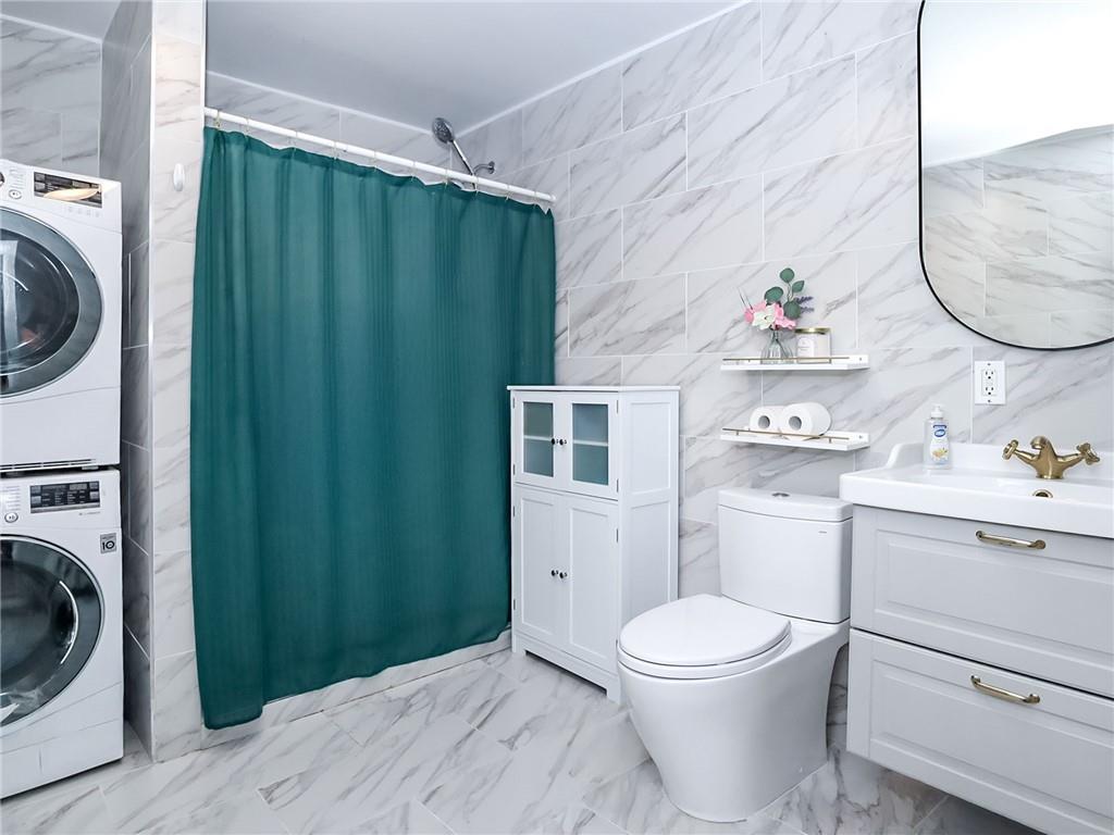 124 Hall Street Clinton Hill Brooklyn NY 11205