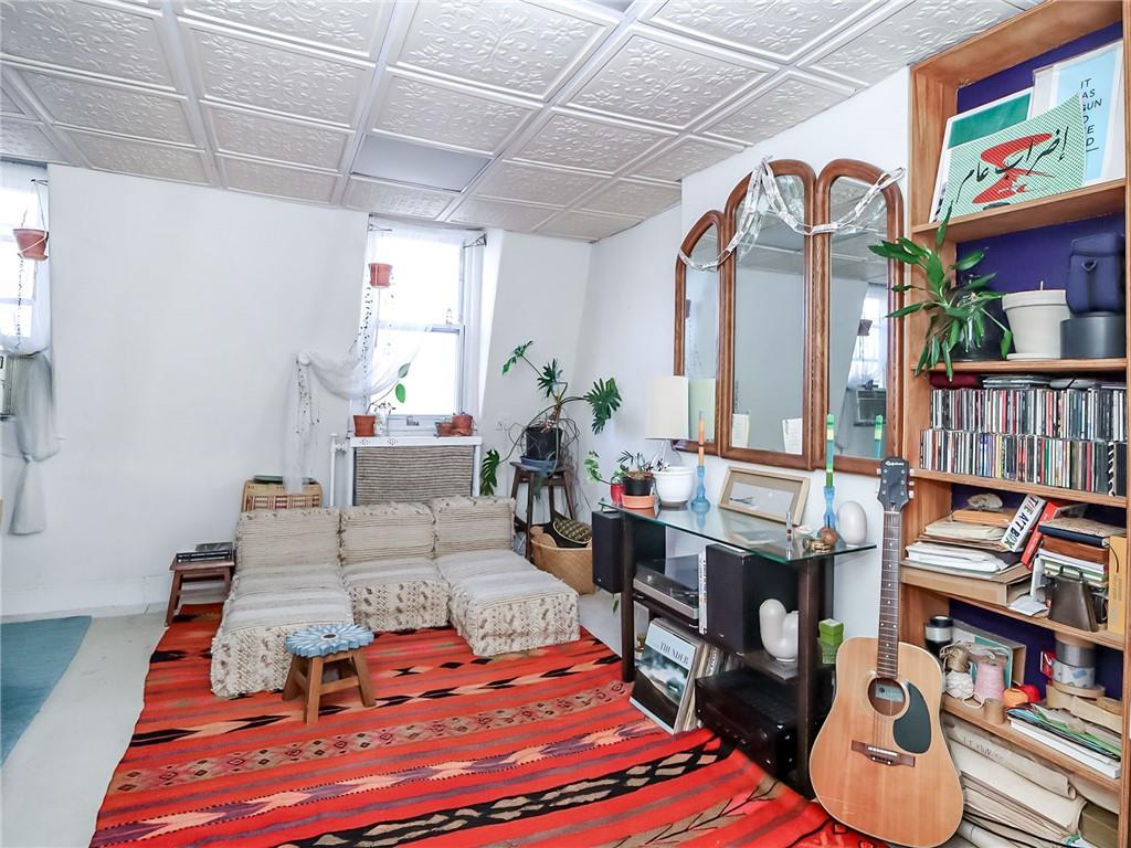 124 Hall Street Clinton Hill Brooklyn NY 11205