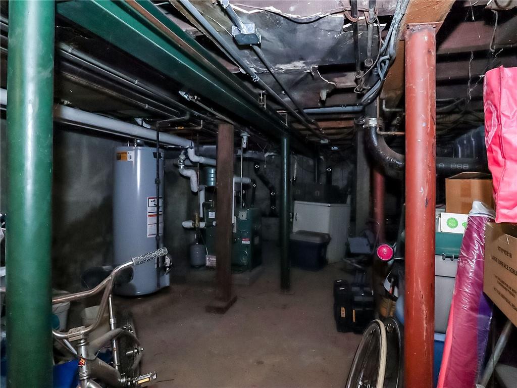 124 Hall Street Clinton Hill Brooklyn NY 11205