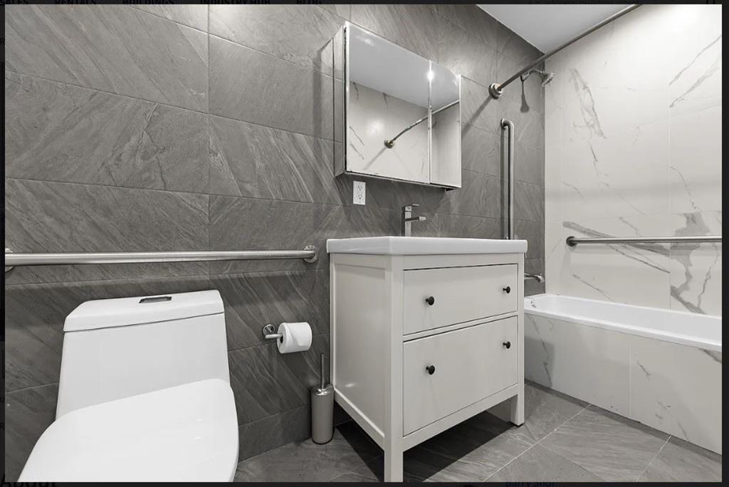 1709 Park Place Crown Heights Brooklyn NY 11233