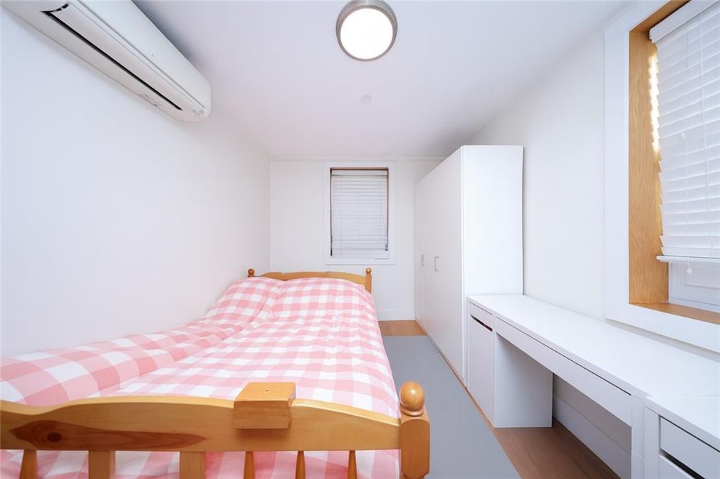 1457 West 5th Street Bensonhurst Brooklyn NY 11204