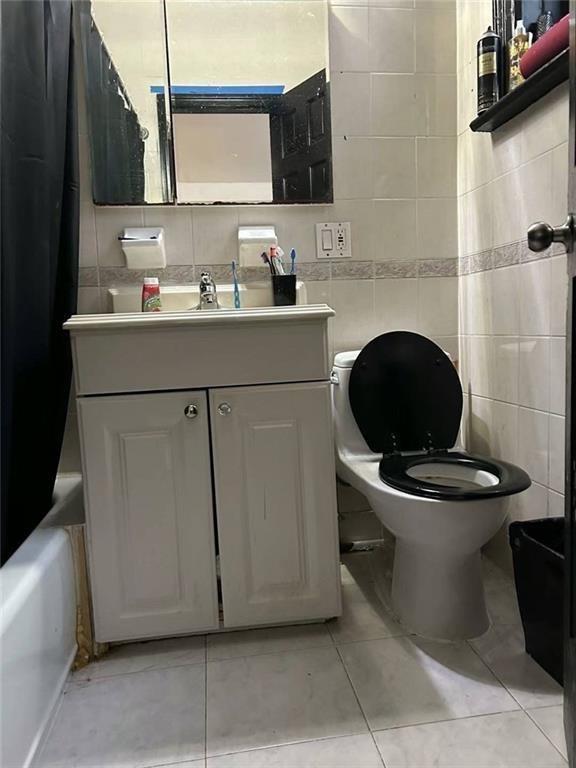 204 Highlawn Avenue Gravesend Brooklyn NY 11223