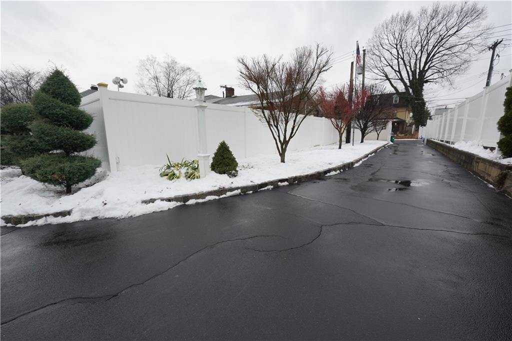 70 Major Avenue Arrochar Staten Island NY 10305