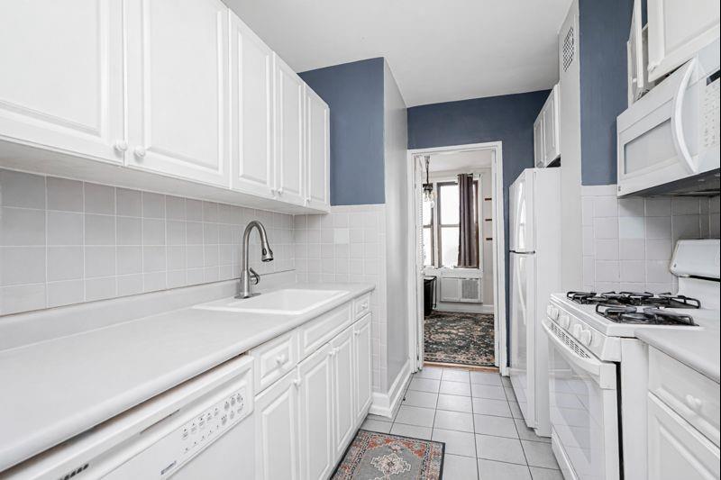 100 Colfax Avenue Grant City Staten Island NY 10306