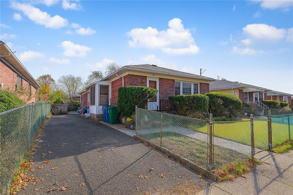 99 Park Hill Circle Clifton Staten Island NY 10304