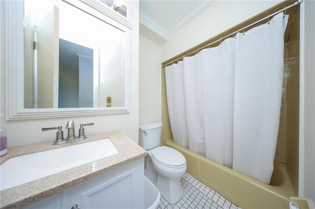 987 Hylan Boulevard Grasmere Staten Island NY 10305