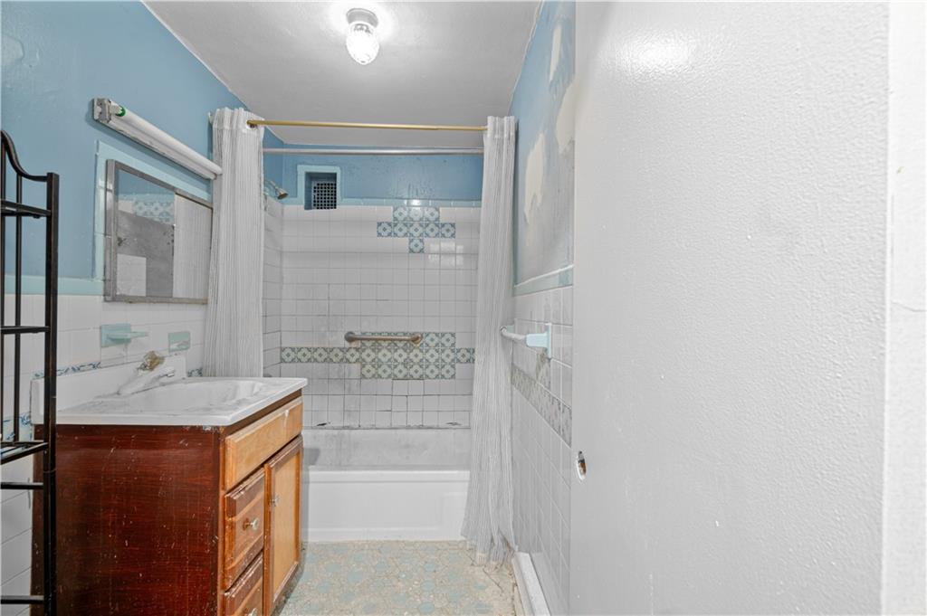 487 Hancock Street Bedford Stuyvesant Brooklyn NY 11233