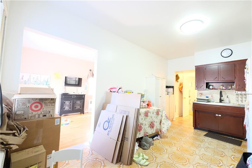 46 BAY 37 Street Bensonhurst Brooklyn NY 11214