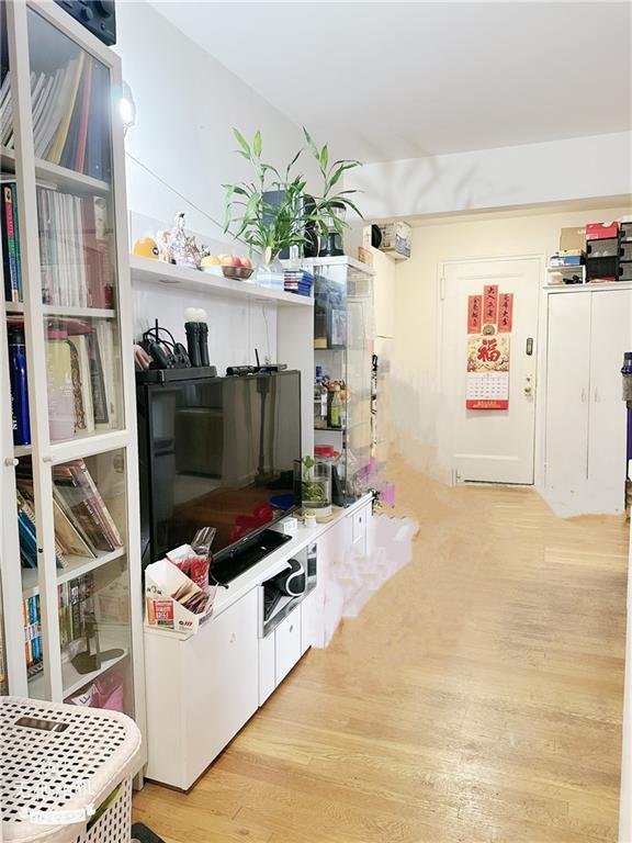 2705 Kings Highway Midwood Brooklyn NY 11229