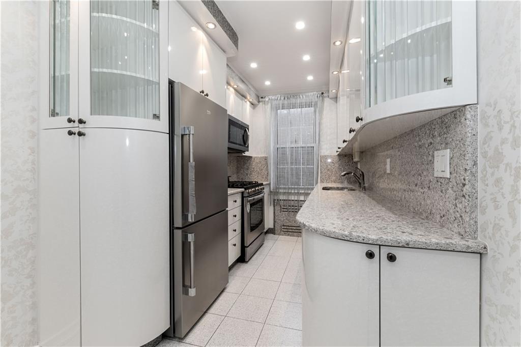 6665 Colonial Road Bay Ridge Brooklyn NY 11209