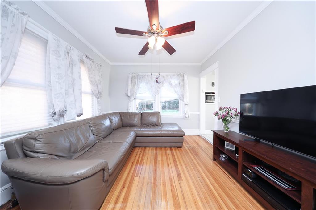 46 Oakdale Street Eltingville Staten Island NY 10308