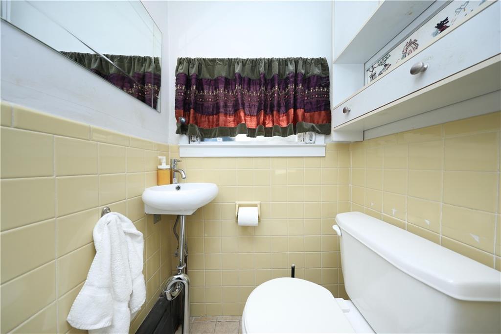 46 Oakdale Street Eltingville Staten Island NY 10308