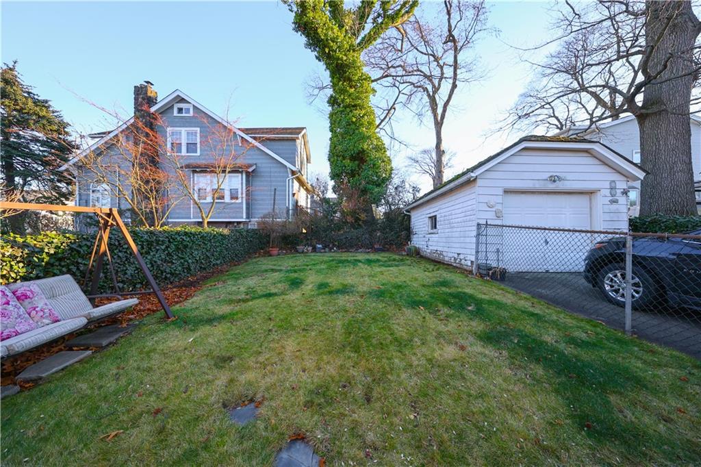 46 Oakdale Street Eltingville Staten Island NY 10308