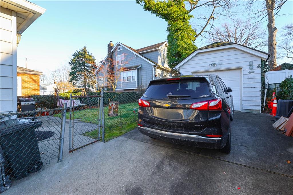 46 Oakdale Street Eltingville Staten Island NY 10308