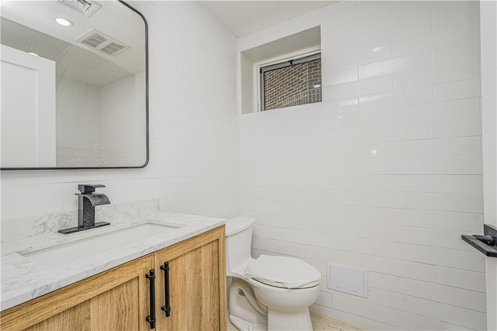 1753 East 21st Street Madison Brooklyn NY 11229