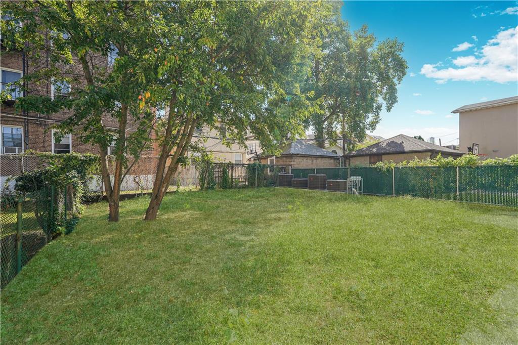 1753 East 21st Street Madison Brooklyn NY 11229