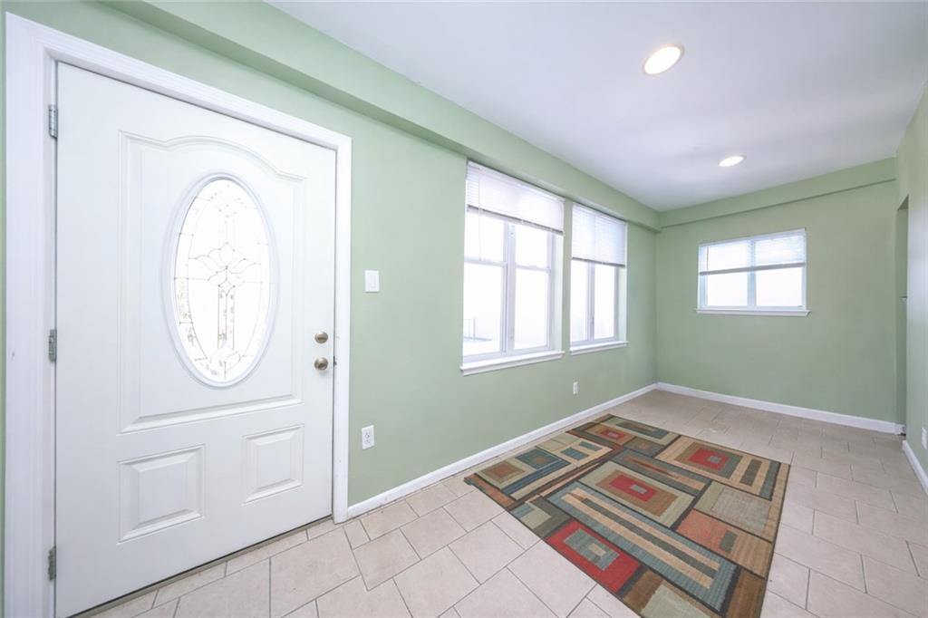 148 York Avenue New Brighton Staten Island NY 10301