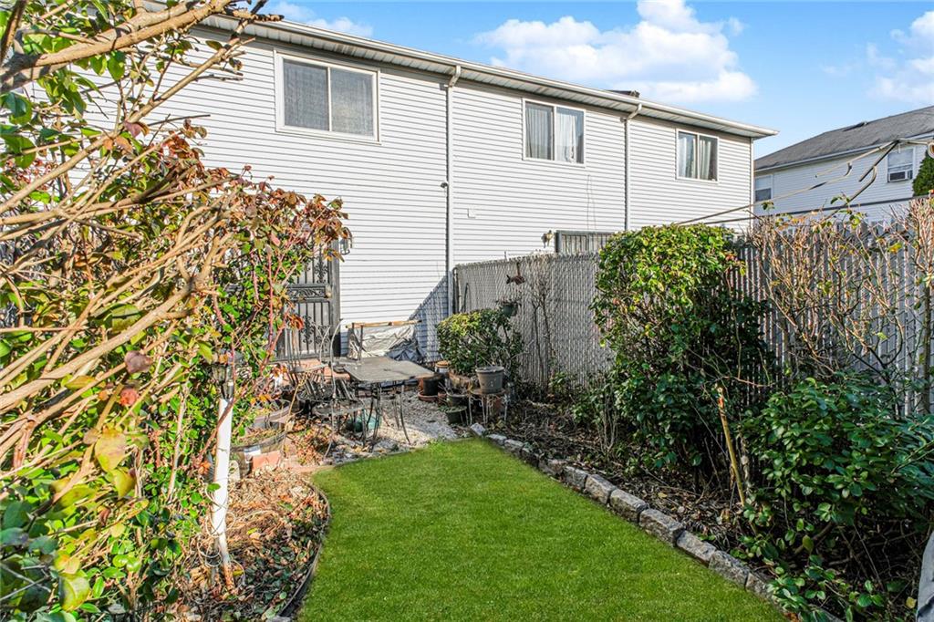 60 Northfield Court Mariner's Harbor Staten Island NY 10303