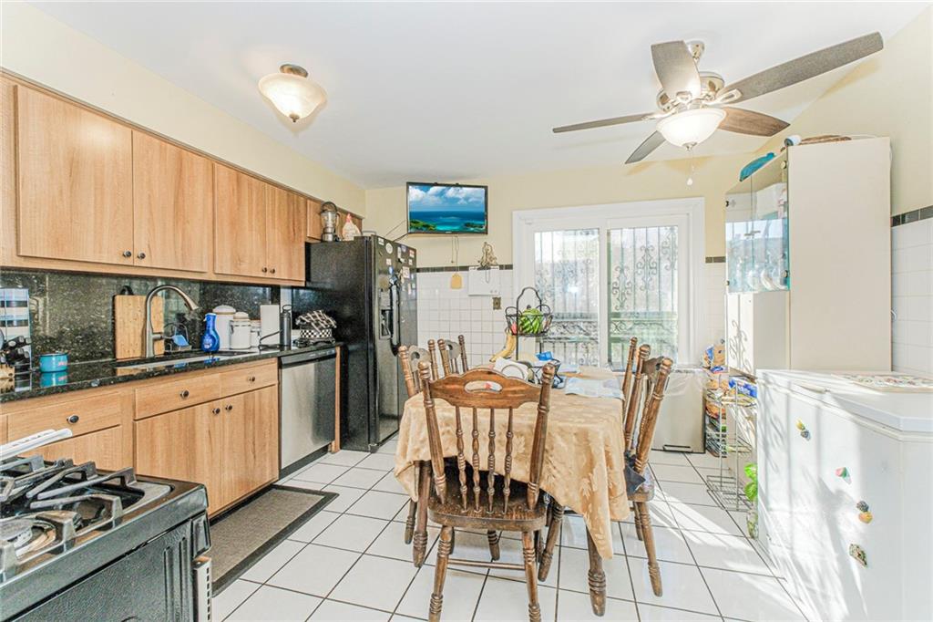 60 Northfield Court Mariner's Harbor Staten Island NY 10303