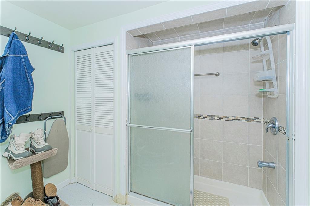 60 Northfield Court Mariner's Harbor Staten Island NY 10303