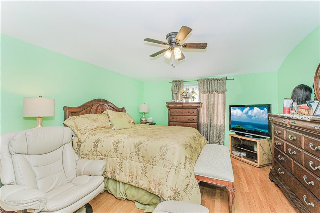 60 Northfield Court Mariner's Harbor Staten Island NY 10303