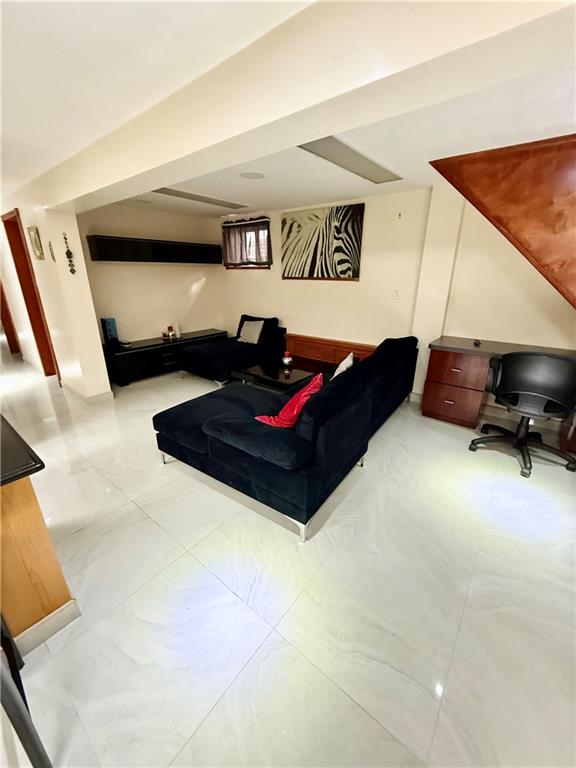 1874 East 27th Street Madison Brooklyn NY 11229