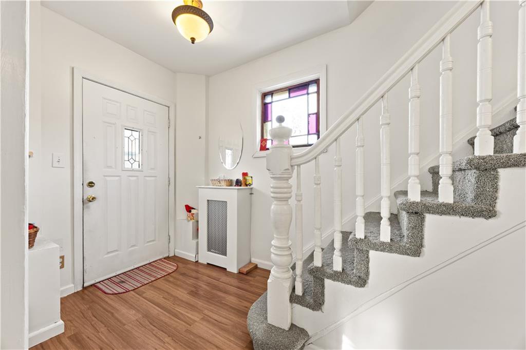 39 Reynolds Street Rosebank Staten Island NY 10305