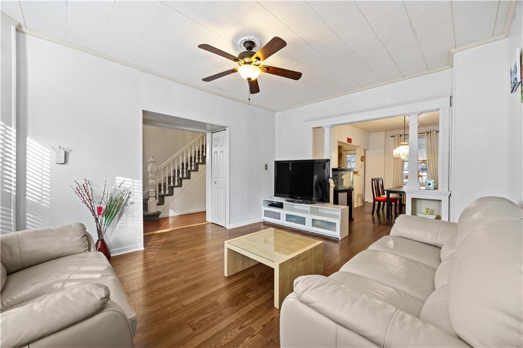 39 Reynolds Street Rosebank Staten Island NY 10305