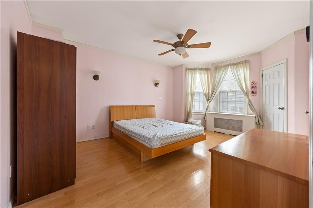 39 Reynolds Street Rosebank Staten Island NY 10305