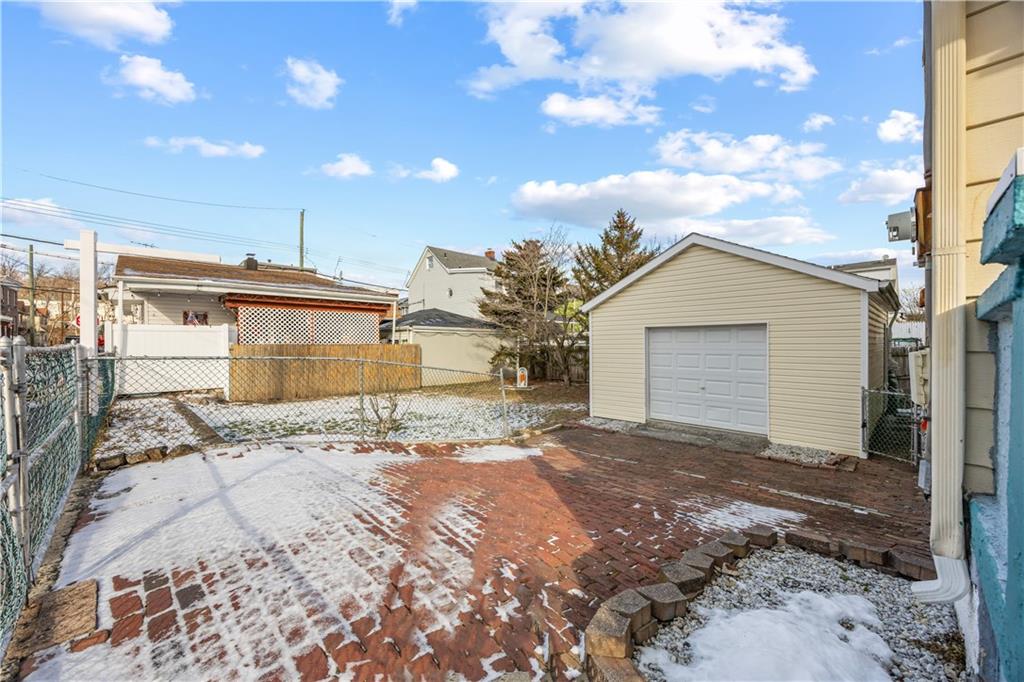 39 Reynolds Street Rosebank Staten Island NY 10305