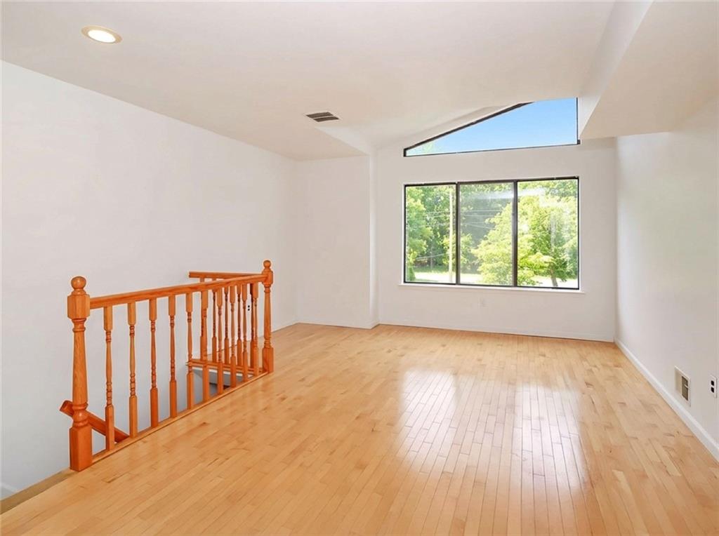 3438 Amboy Road Bay Terrace Staten Island NY 10306