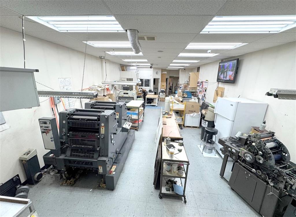 6308 Bay Parkway Bensonhurst Brooklyn NY 11204