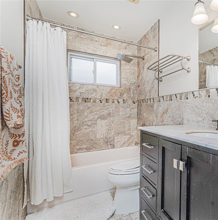 28 Drumgoole Road Arden Heights Staten Island NY 10312