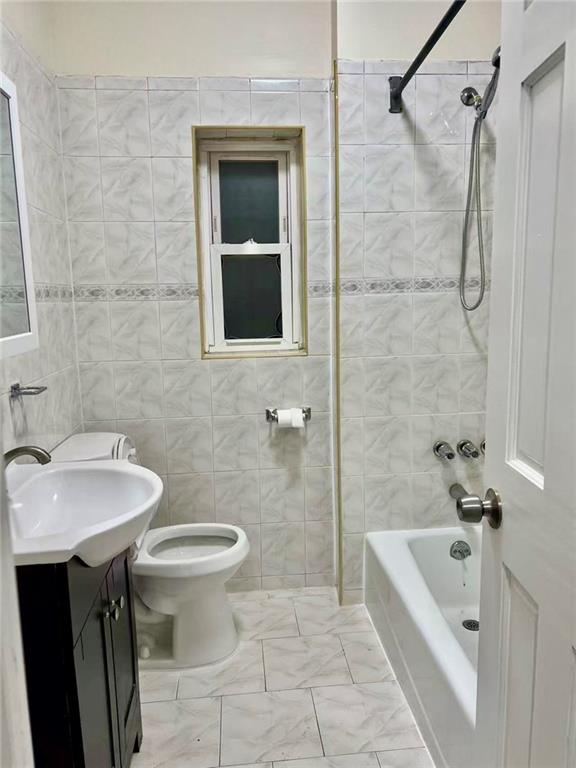 1643 Bath Avenue Bensonhurst Brooklyn NY 11214