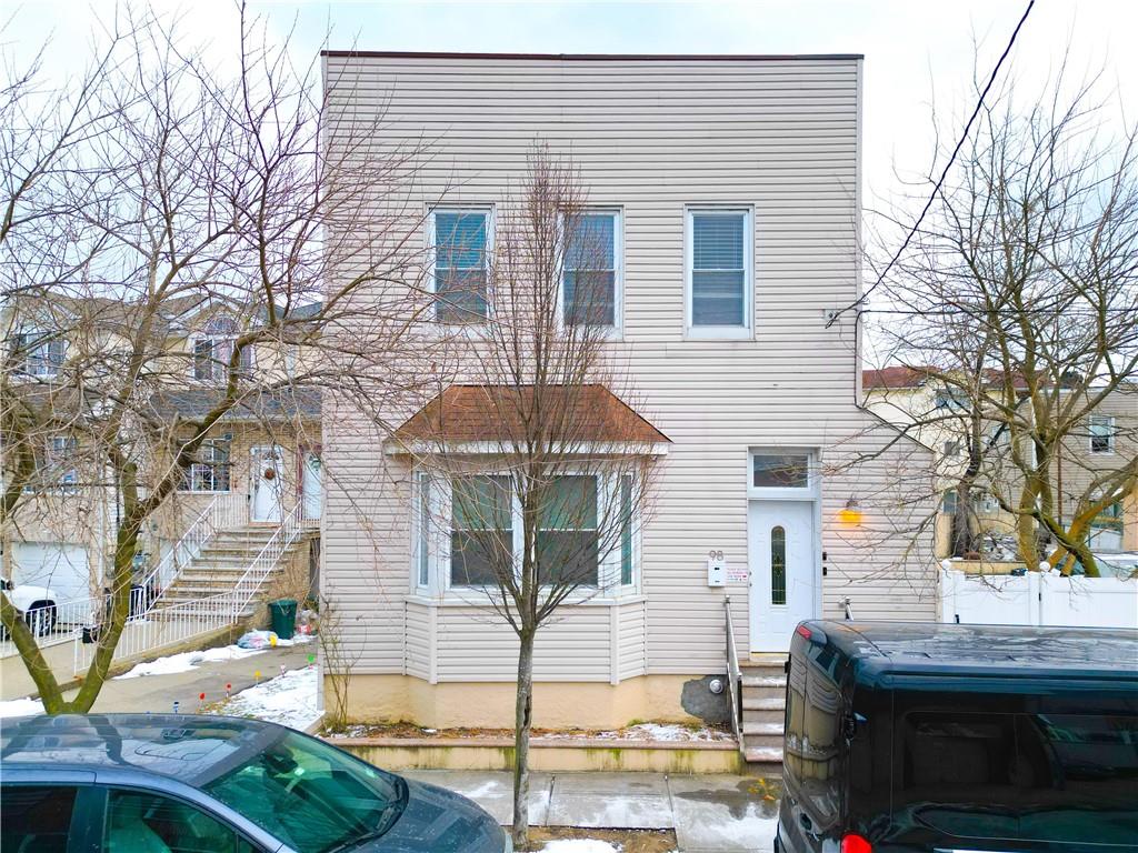 98 Robin Road Arrochar Staten Island NY 10305