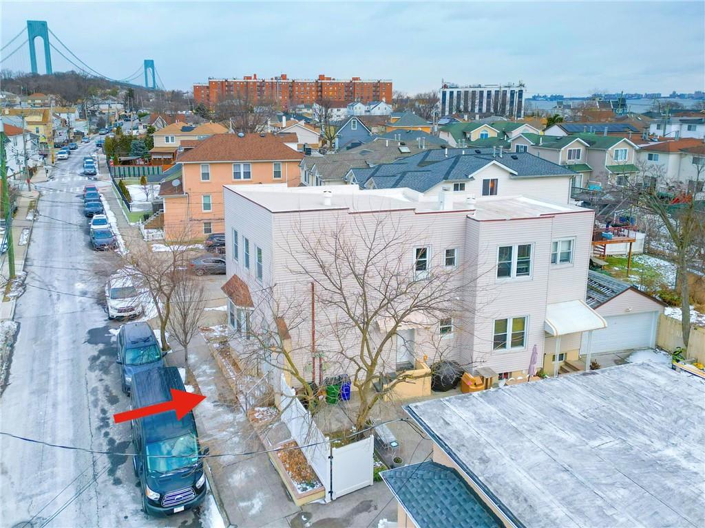 98 Robin Road Arrochar Staten Island NY 10305